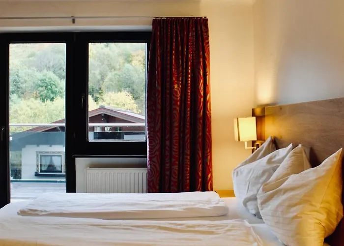 Hotel Auwirt *
