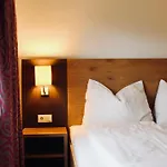 Auwirt Hotel