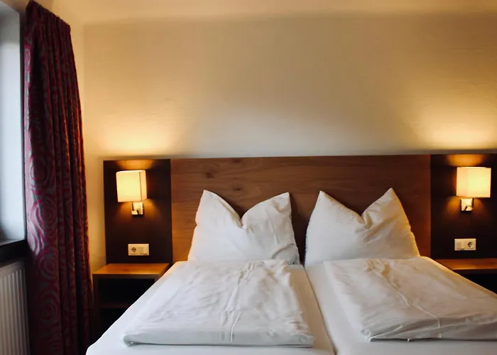 Hotel Auwirt *