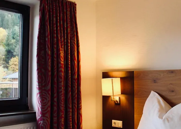 Auwirt 잘바흐 힌터글렘